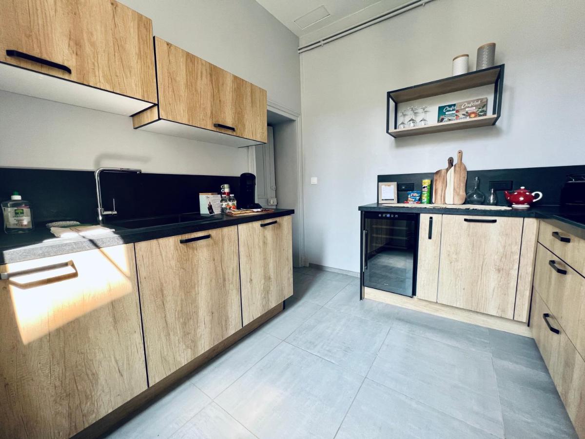 "Le General" Appartement Prestige Proche Gare, Haut-De-Gamme, Avec Billard Et Parking Prive, By Primo C0Nciergerie نيفي المظهر الخارجي الصورة